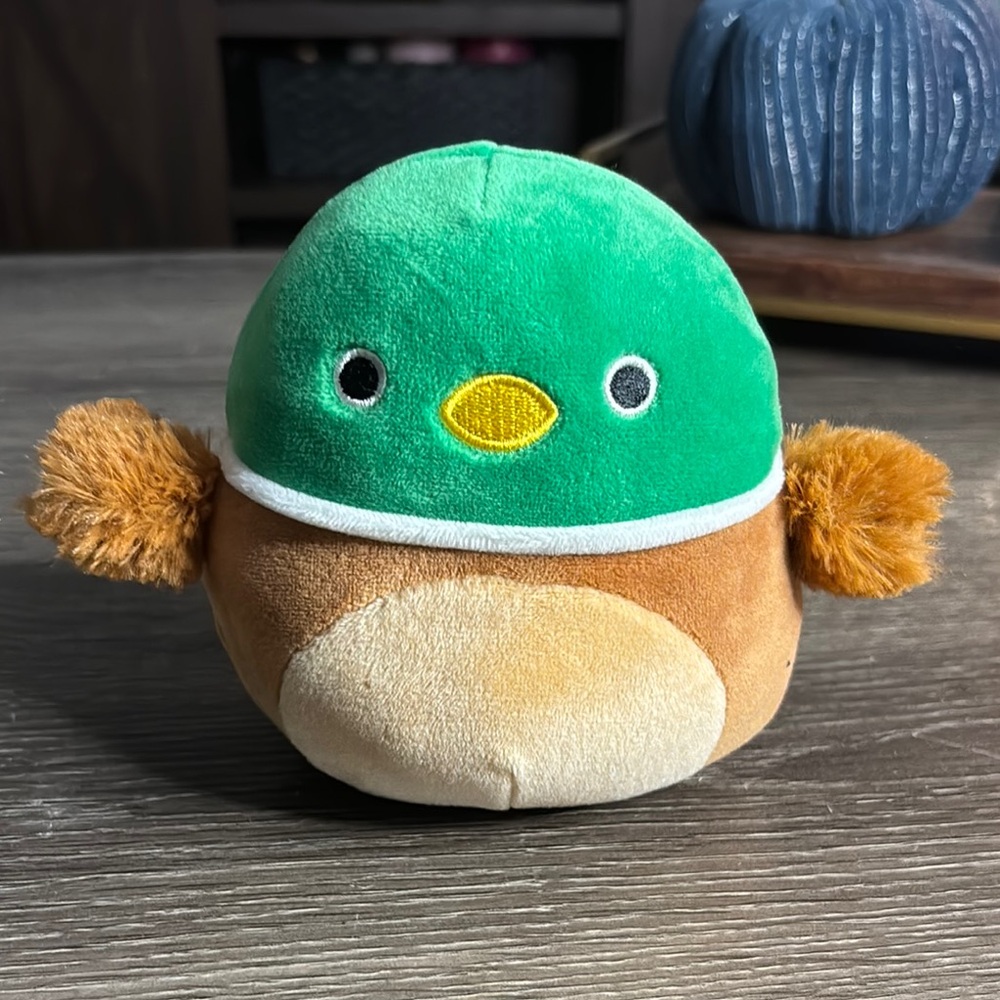 NWOT Avery the Mallard Duck Squishmallow 5”